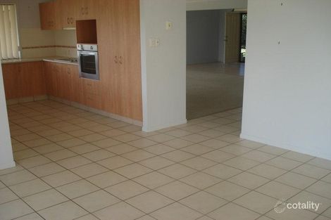 Property photo of 18 Tanzen Drive Arundel QLD 4214