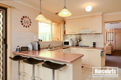 Property photo of 8 Whimbrel Crescent Carrum Downs VIC 3201