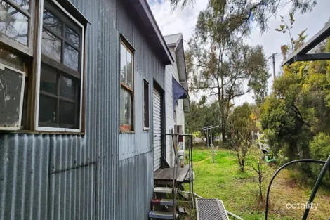 Property photo of 19 Palmer Avenue Warwick QLD 4370