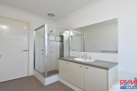 Property photo of 14 Leschenault Loop Banksia Grove WA 6031