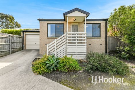 Property photo of 4/4 McClenaghan Place Pakenham VIC 3810