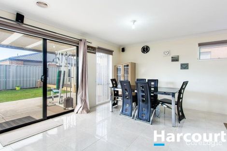 Property photo of 6 Tipperary Way Cranbourne East VIC 3977