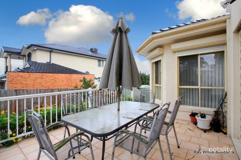 Property photo of 15 Maculata Grove Bundoora VIC 3083