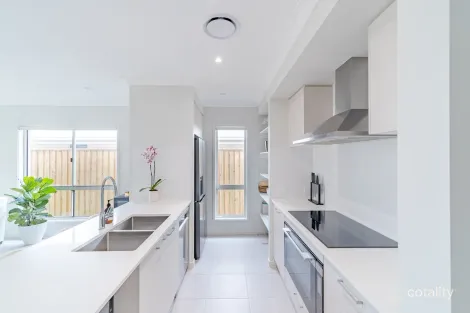 Property photo of 45 Vespar Road Flagstone QLD 4280