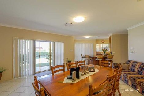 Property photo of 32 Overlanders Way Hillvue NSW 2340