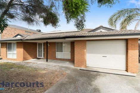 Property photo of 82 Broderick Road Carrum Downs VIC 3201