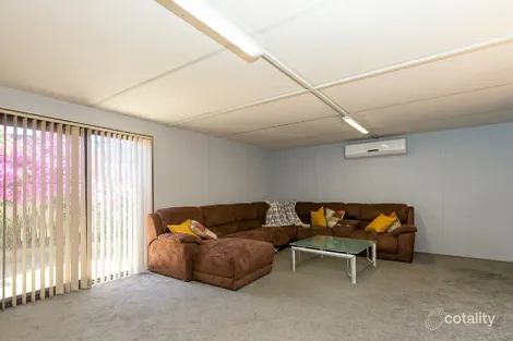 Property photo of 13 Perriam Close Parmelia WA 6167