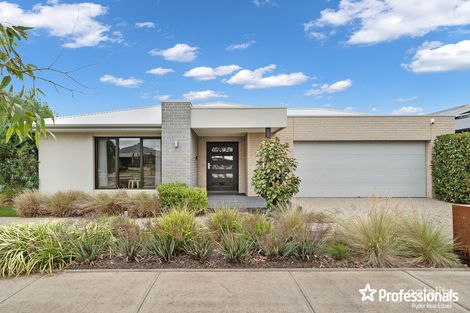 Property photo of 10 Wiltshire Boulevard Thornhill Park VIC 3335