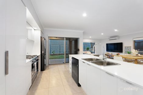 Property photo of 39 Cambridge Way Ripley QLD 4306