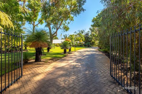 Property photo of 18 Panorama Place Carramar WA 6031