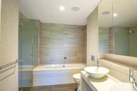 Property photo of 205/18 Wendouree Parade Lake Wendouree VIC 3350