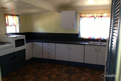 77 Hawthorne St, Roma, QLD 4455