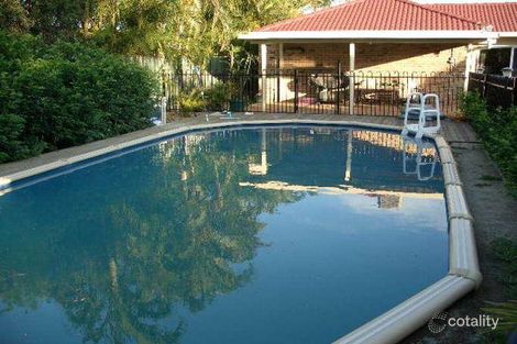 Property photo of 3 Linthaven Drive Rothwell QLD 4022