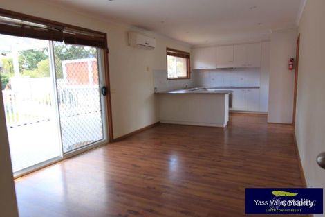 Property photo of 8 Walker Place Yass NSW 2582
