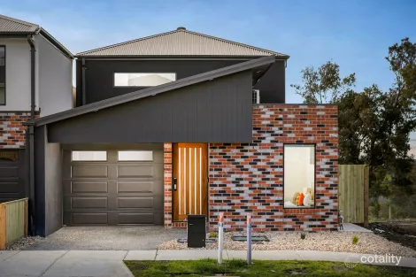 Property photo of 2 Leafview Drive Greenvale VIC 3059