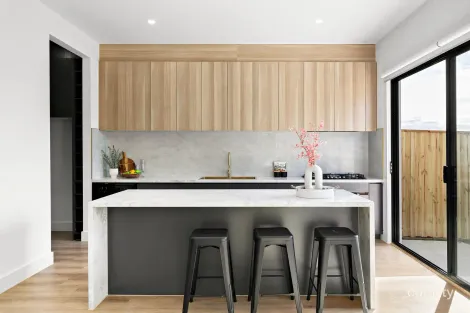 Property photo of 2 Leafview Drive Greenvale VIC 3059