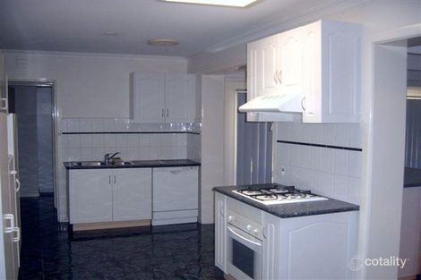 Property photo of 2 Spring Street Greensborough VIC 3088