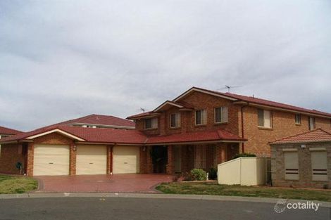 Property photo of 9 Dirk Close Green Valley NSW 2168