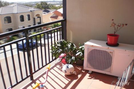 Property photo of 11/2 Wattlebird Loop Joondalup WA 6027