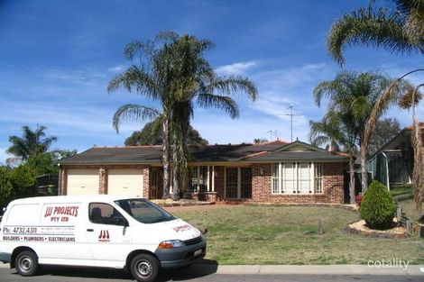2 Banjo Paterson Cl, Glenmore Park, NSW 2745