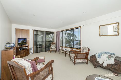 Property photo of 52 Sunlight Parade Fishing Point NSW 2283