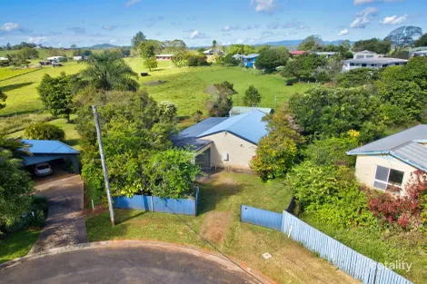 10 Blue Hills Cres, Malanda, QLD 4885