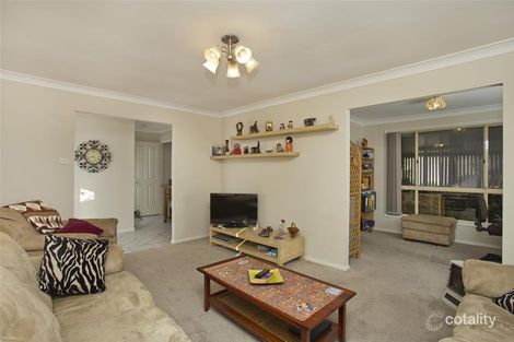 Property photo of 18 Jacaranda Close Aberglasslyn NSW 2320