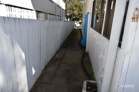 Property photo of 34 Pear Street Greenslopes QLD 4120