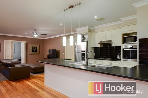 Property photo of 3 Grandview Terrace Narre Warren South VIC 3805
