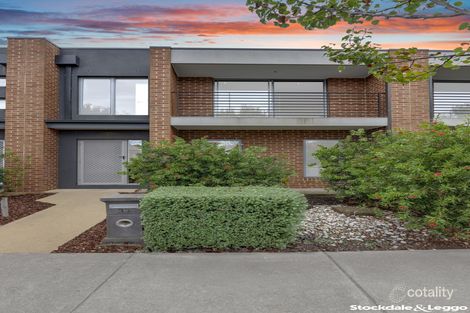 Property photo of 33 Maddock Street Point Cook VIC 3030