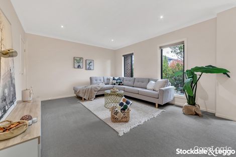 Property photo of 33 Maddock Street Point Cook VIC 3030