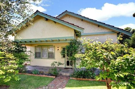 10 Mont Albert Rd, Geelong, VIC 3220