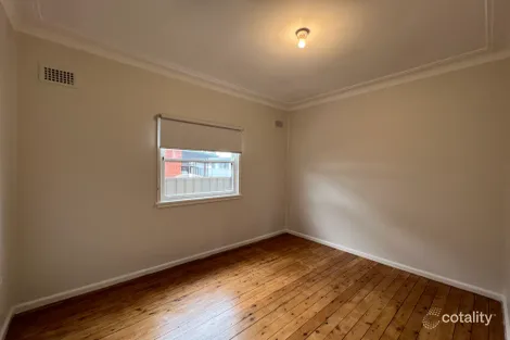 Property photo of 33 Gregory Avenue Oxley Park NSW 2760