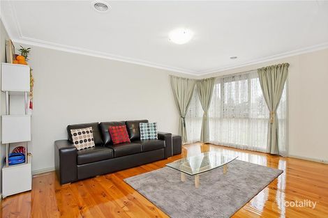 Property photo of 198 Heaths Road Hoppers Crossing VIC 3029