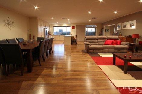 Property photo of 38 Corrimal Avenue Noarlunga Downs SA 5168