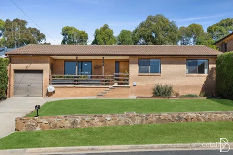 54 Sassafras Cres, Karabar, NSW 2620