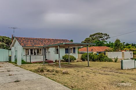 Property photo of 26 Rochford Way Girrawheen WA 6064