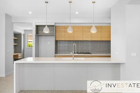 Property photo of 5 Barwon Avenue Winter Valley VIC 3358