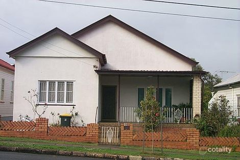 14 Brighton Rd, Highgate Hill, QLD 4101