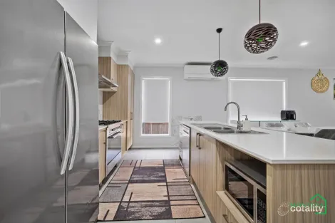 Property photo of 12 Laino Boulevard Epping VIC 3076