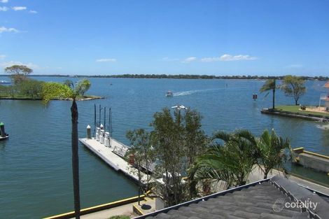 Property photo of 8 Spinnaker Drive Sandstone Point QLD 4511