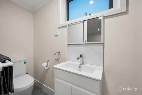 Property photo of 2 Wallace Avenue Murrumbeena VIC 3163