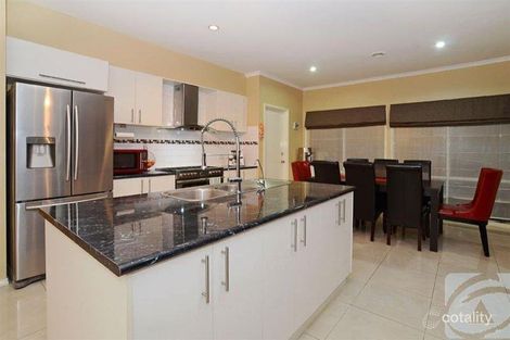 Property photo of 17 Webbs Avenue Taylors Hill VIC 3037