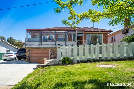 Property photo of 24 Sunnybar Parade Karabar NSW 2620