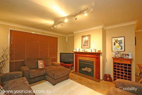 Property photo of 7 Carstairs Place St Andrews NSW 2566