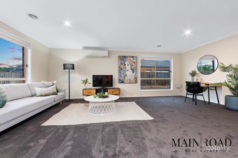 Property photo of 30 Claret Ash Boulevard Harkness VIC 3337