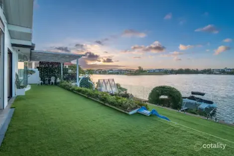60 Port Jackson Bvd, Clear Island Waters, QLD 4226