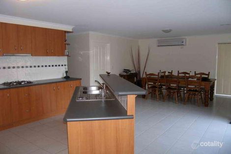 Property photo of 37 Sittella Drive Berwick VIC 3806