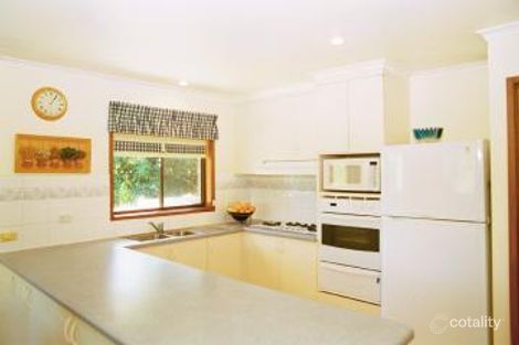 Property photo of 8 Gracefield Drive Box Hill North VIC 3129