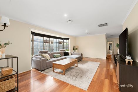 Property photo of 11 Grenda Drive Mill Park VIC 3082